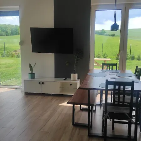 بيت للعطل Polny بستشستا كلودزكا